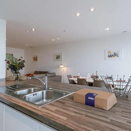 Modern And Spacious With Frontal Seaview * Middelkerke